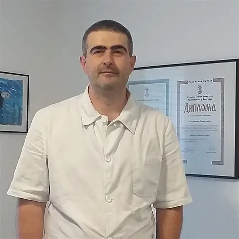 Dr Andrej Damljanović